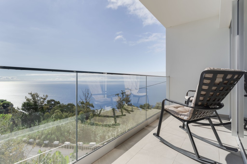 Ferienhaus Madeira Balkon mit Blick aufs Meer